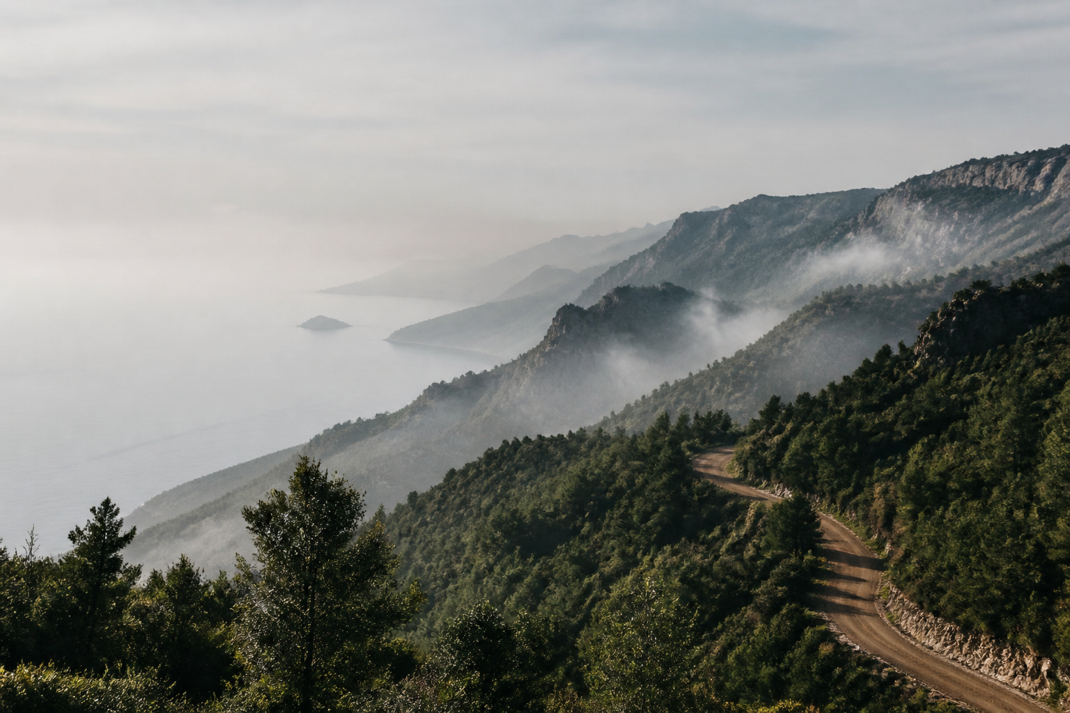 Choisissez le bon hub — Constantine ou Sétif — pour Jijel
