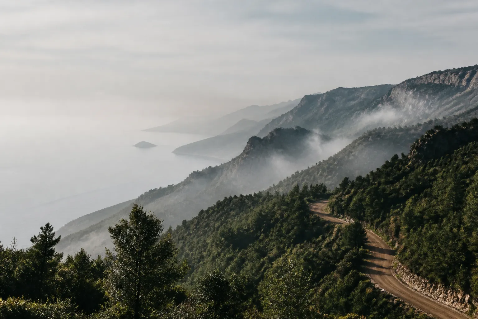 Choisissez le bon hub — Constantine ou Sétif — pour Jijel